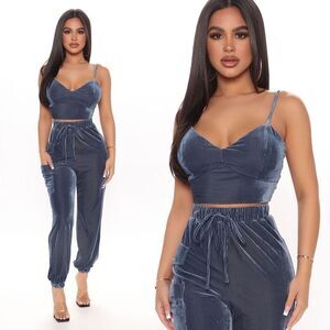NWT Padded Velvet Jogger Set